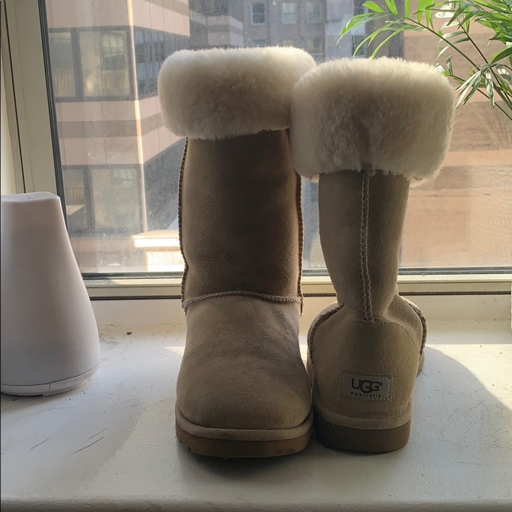 UGG Classic Tall Boot (sand color) size USA 8